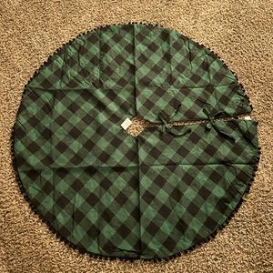 Buffalo Plaid Christmas Tree Skirt Green and Black with Pom Poms